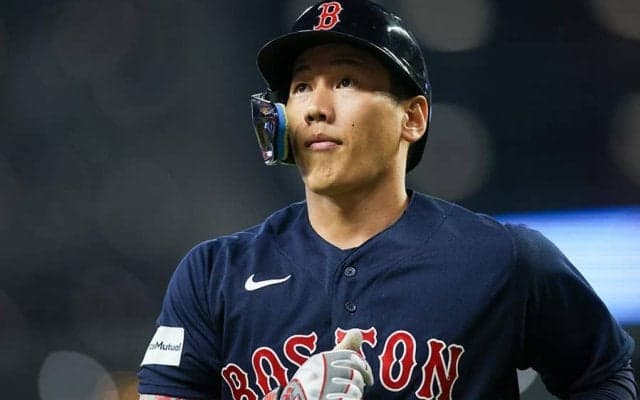 吉田正尚、7月末までの退団は「間違いない」　開幕前放出には「No」も…地元記者が予想