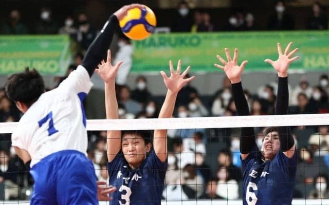 春高バレー兵庫代表　市尼崎（男子）新布陣で快勝　兵庫大須磨ノ浦（女子）流れ取り戻せず初戦敗退