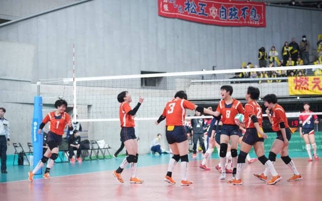 前回大会ベスト4の誠英が逆転勝利で2回戦へ　女子大会初日（1/5）の1回戦全20試合の結果【春高2025】