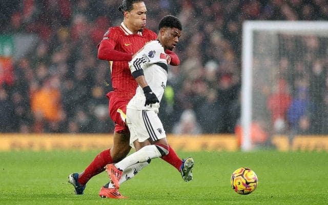 新年最初の名門対決は白熱ドロー！　敵地で意地見せたユナイテッドがリバプールの連勝と自らの連敗を「3」でストップ【プレミアリーグ】