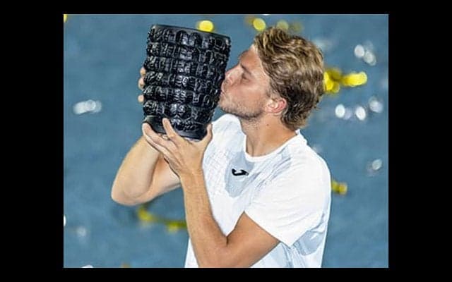 錦織撃破しV「圭に感謝」