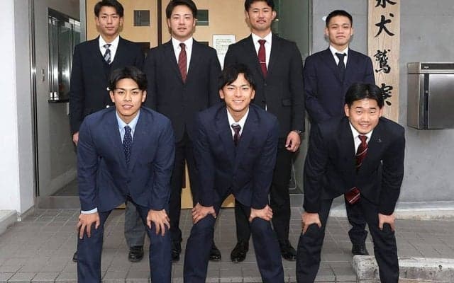 5球団競合ドラ1が「かっけぇな」　窓から爽やかスマイル「こりゃあ人気になる」