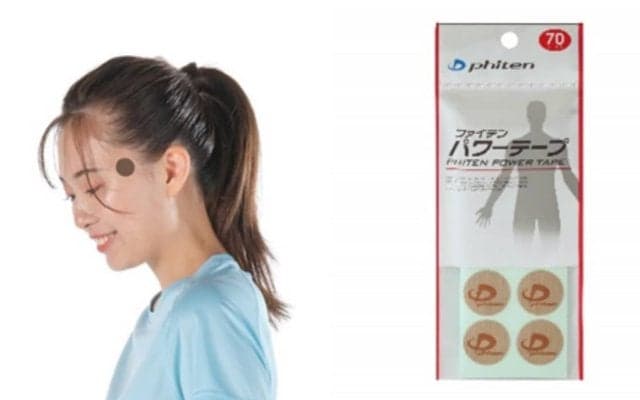 【SNSで話題】駅伝ランナーや五輪選手がこめかみに貼ってる「謎の丸いテープ」の正体