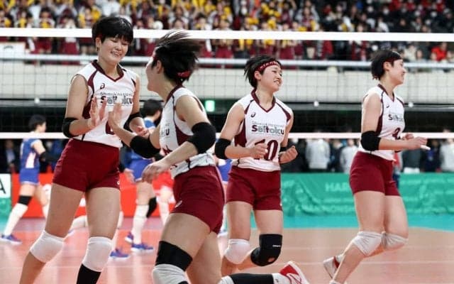 春高バレー　前回大会準優勝の下北沢成徳が3回戦進出　セッター小山明が多彩なトス回しで勝利に貢献