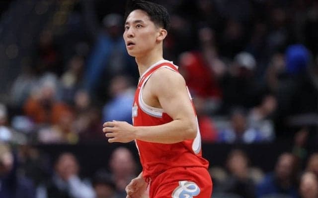 グリズリーズの河村勇輝が第1Q途中から登場…前半は2分18秒の出場で1アシスト1リバウンド