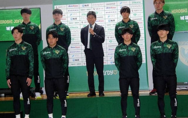 妥協なき指揮官とともにピッチ内外で着実な歩み見せる新生ヴェルディ「このチームはもっと超野心的な目標に向かっていける」