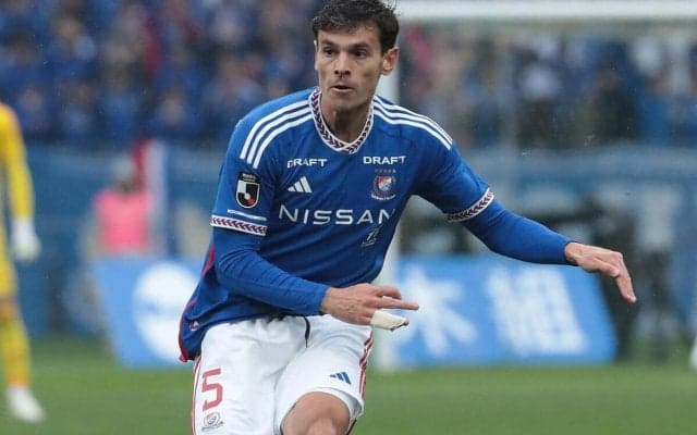 「持っている力を全て出す事を約束」長崎が横浜FM退団のDFエドゥアルドを獲得！