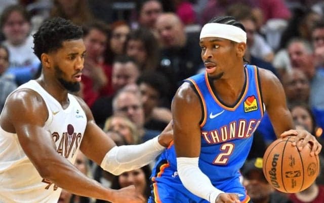 今季各カンファレンス首位を快走するキャバリアーズとサンダーが日本時間9日に激突