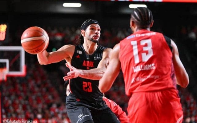 接戦を制したアルバルク東京が天皇杯準決勝へ…千葉ジェッツは3連覇の夢が途絶える