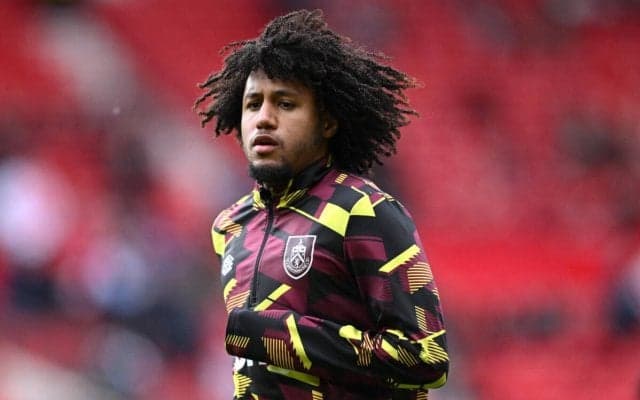 オナイウ阿道所属のオセールが23歳MFマセンゴをバーンリーから買取OP付きレンタル、2023年にも半年間在籍