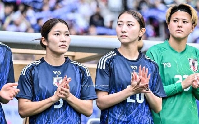 「新年から可愛いすぎる♡」浦和レディース“ゆうゆず”コンビの初詣自撮りツーショットにファン歓喜！「ゆうゆずの初詣はレアですよね」「氷川神社最高!」などの声