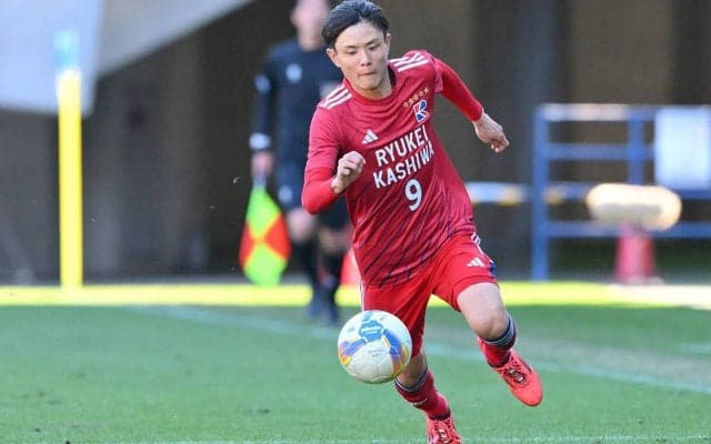 【高校サッカー展望】東福岡vs前橋育英、流通経済大柏vs東海大相模--激戦を制してファイナルへ進むのは？
