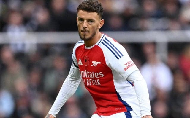 アーセナル選手に幸せニュースが続く！　ホワイトが妻の第一子妊娠を公表…「君の半分、自分の半分」