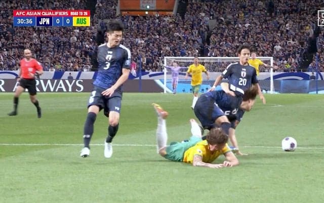 ペナ内でも強烈タックル！元日本代表キャプテンが推す27歳の“DFリーダー”  「彼が一番」称賛の訳と課題