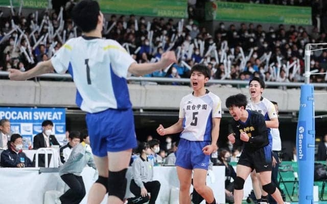 春高バレー男子は3連覇狙う駿台学園と4大会ぶり頂点目指す東福岡で決勝