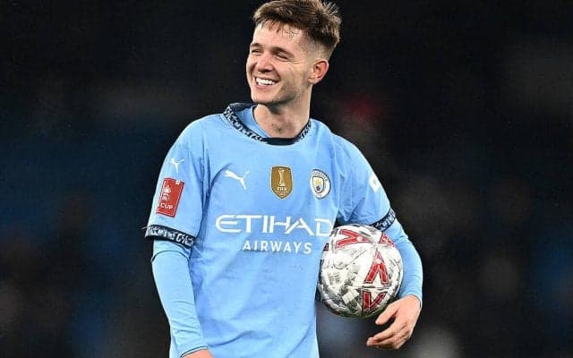 若手躍動のシティが4部相手に8発圧勝！　マカティーのハットトリックにムバマが加入後初弾【FAカップ】