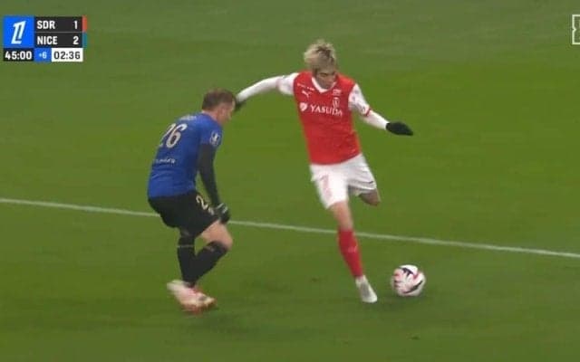 「めちゃくちゃワクワクする」“ランス兄弟”のホットラインにファン歓喜！伊東純也がドリブル＆超絶ターンで2人翻弄→中村敬斗のシュートをお膳立て「得点の匂いがする」