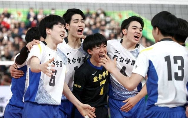 春高バレー　駿台学園・セッター三宅綜大「最後スパイカーが頑張ってくれた」