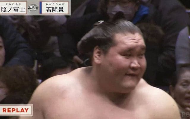 半年ぶり復帰の照ノ富士が初日に波乱……元若乃花「今場所、すごく苦しむと思う」と指摘 綱取り目指す琴櫻＆豊昇龍は白星スタート