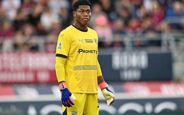 鈴木彩艶は前後半に好守披露、ジェノアにホーム初白星献上のパルマは後半戦黒星スタート【セリエA】