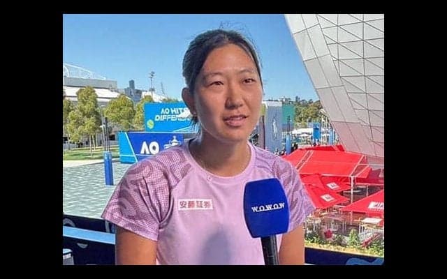  内島萌夏 初戦は「しぶとい選手」 