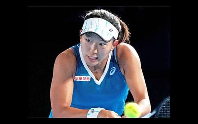 内島萌夏 崖っぷちから逆転で初戦突破