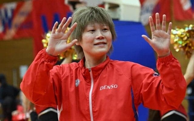 デンソーの髙田真希が満員のホーム戦でリーグ通算8000得点を達成「幸せです」