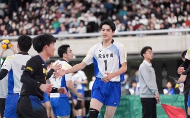 【バレー】駿台学園が3連覇まであと1勝。ストレートで市立尼崎を下し、3年連続の決勝進出　春高バレー