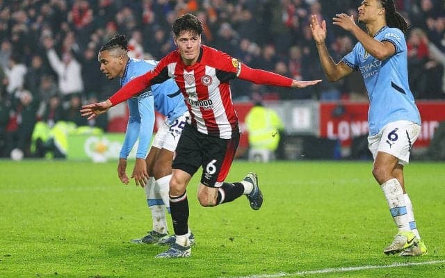 フォーデン2発で先行も土壇場被弾で痛恨ドロー…シティの公式戦連勝が「3」でストップ【プレミアリーグ】