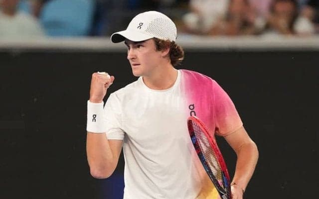 18歳の新星、フォンセカがグランドスラムデビュー戦で世界9位ルブレフから金星！「次の試合を考えるのがチャンピオンのメンタリティ」[全豪オープン]