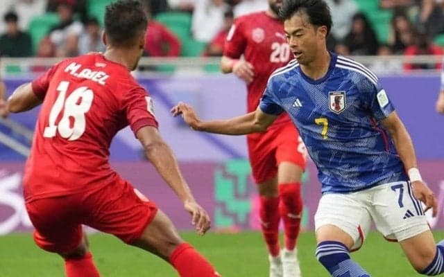 W杯に王手！日本代表は｢2025年の初戦｣を警戒せよ(3)日本と同じC組半数のチームで｢監督交代｣、危険すぎる｢大会MVP｣バーレーンの三苫薫と｢中東熟知｣の監督