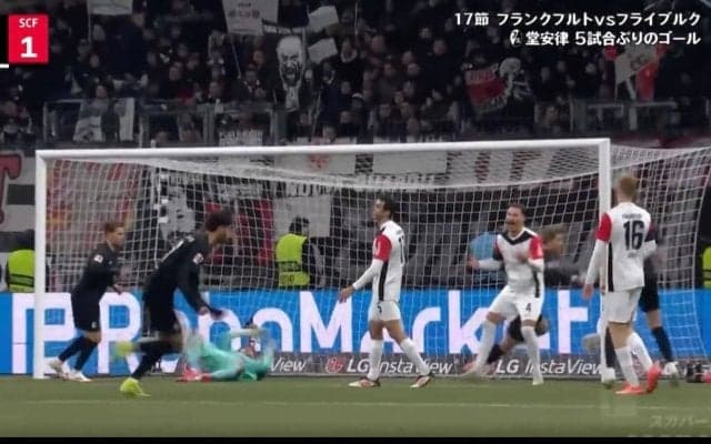 「どうなってんだよ！」堂安律に大激怒… 爆速ゴールで相手DFに“異変”「キレすぎw」 翻弄されすぎて様子がおかしくなる