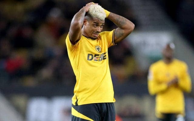 ウルブスで主将剥奪のMFが移籍志願…指揮官が認める　「彼はチームを出て行きたがっている」