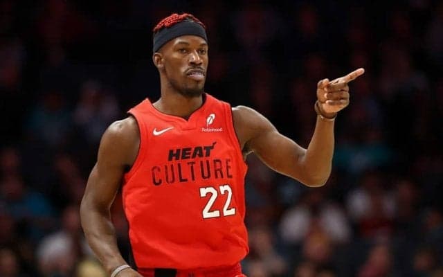 7試合の出場停止処分中のジミー・バトラーがヒート球団社長へトレード志願