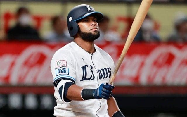 西武で不発→23試合で退団…　期待外れの助っ人が米復帰、掴めなかった“好待遇”