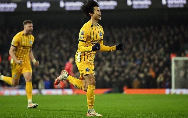 三笘薫が8戦ぶり今季4点目で岡崎慎司に並ぶPL日本人最多14点！　ブライトンが待望の9戦ぶり勝利【プレミアリーグ】