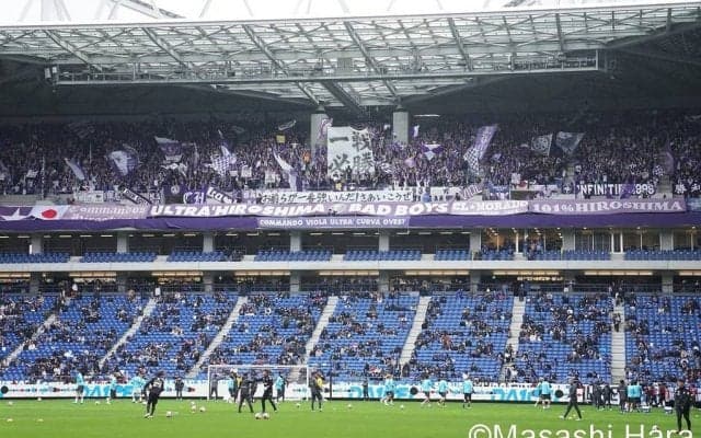 世界のサッカーを変えた｢日本のサポーター｣とウルトラマン(3)欧州や南米の｢希望｣となったJリーグ、乗り越えた｢存続｣の危機と解放された｢激務｣