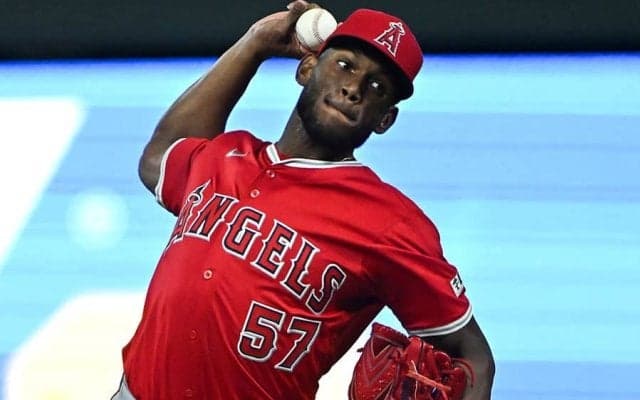 8か月で4度目の“事実上の戦力外”　25歳有望株を襲った暗転…居場所が見つからぬワケ