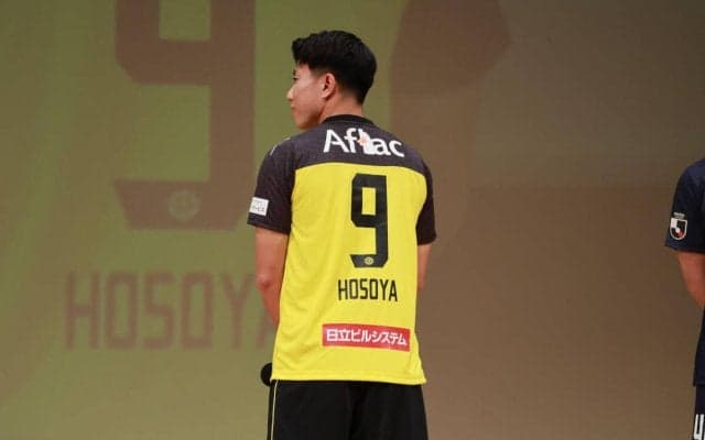 柏が新体制発表！ リカルド・ロドリゲス監督就任の中で14名が新加入、エースFW細谷真大は背番号「9」に変更