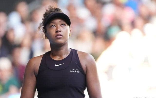 大坂なおみ、腹筋を痛めて満足なプレーできず「最後までやり遂げたかった」。途中棄権で3回戦敗退[全豪オープン]