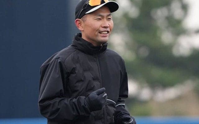 鷹・中村晃が報道陣に「おでん」振る舞い　自主トレで神対応…ナインに続く優しいバトン