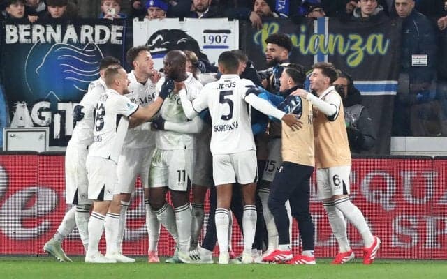 アタランタとの上位対決に競り勝ったナポリが6連勝で首位堅守【セリエA】