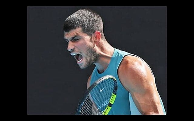  アルカラス 相手棄権で全豪OP8強 