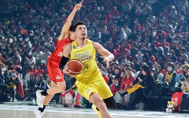 【Bリーグ】“ぐいぐい”急成長の25歳・佐土原遼の現在地　開花目前の稀有な万能ぶり…妥協なしの力強さで若手選抜最多得点