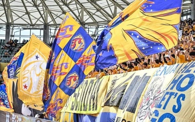 「尊い空間」「ひたすら黄金に輝いている」C大阪キャンプ中の「まさかの食事風景」にベガルタ仙台サポーターが大きく反応したワケとは……「3枚目は仙台サポ向けかな」などの声続々