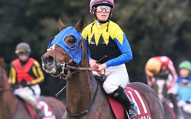 堀厩舎×R.キング騎手“黄金タッグ” 7歳セン馬が史上3頭目のAJCC連覇狙う