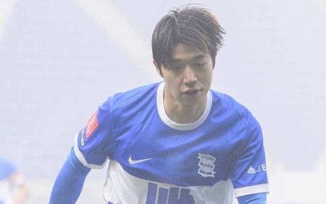 岩田智輝、横山歩夢が語るイングランド３部とは？ 「日本のサッカーとは180度違う」