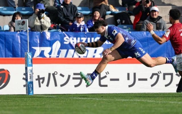 静岡BRに加わった新たな翼。その両翼は対戦相手にとって多大な脅威