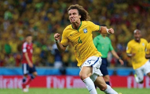 ダビド・ルイス37歳がフォルタレーザと2年契約！ 2014年W杯で伝説の無回転FKを叩き込んだスタジアムが新天地に