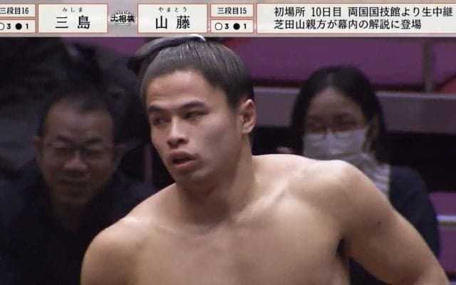 「アクロバティックが過ぎる」\"極細マッチョ\"力士が発生確率0.01％のレアな大技発動「これ見られて嬉しい」「こりゃ人気出る」館内沸騰